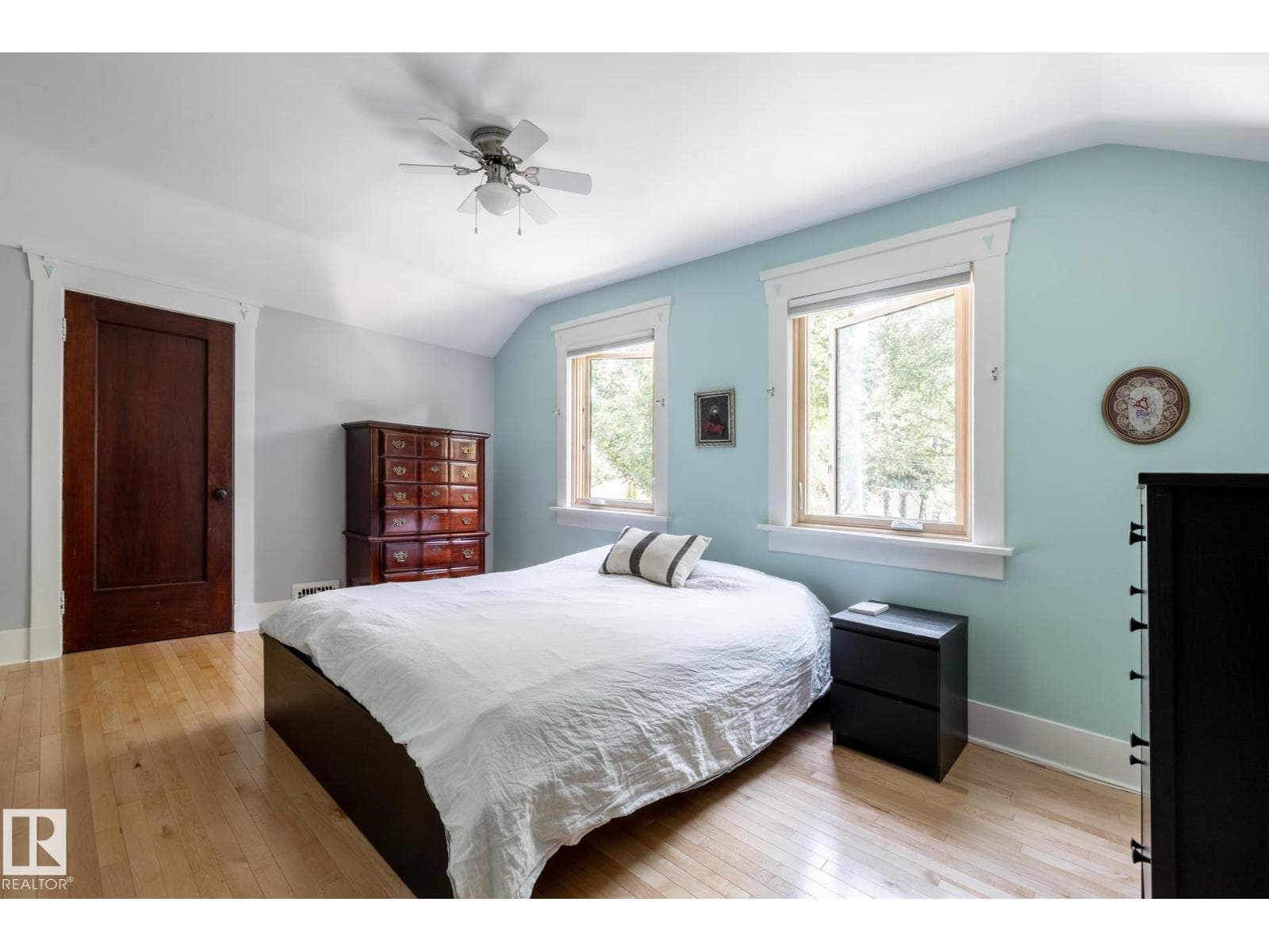 10024 147 ST NW — photo 46 of 69