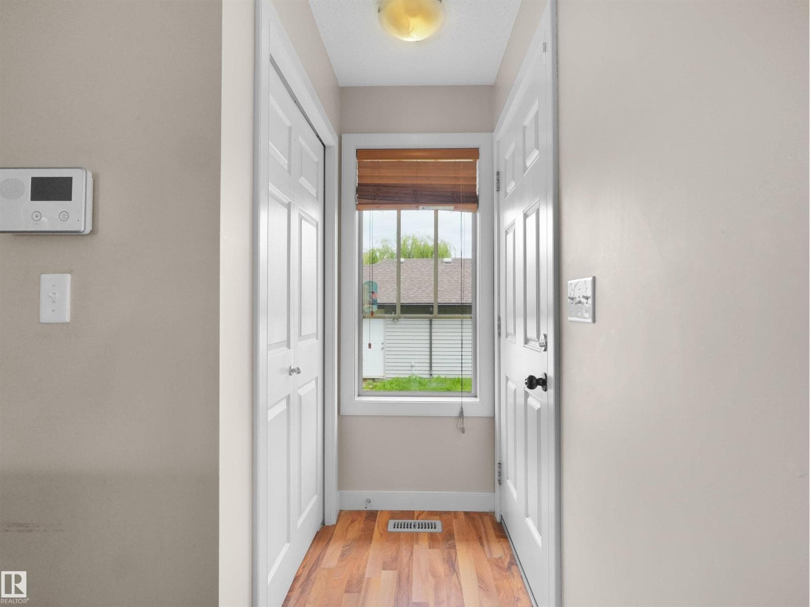 2512 ANDERSON WY SW — photo 15 of 39