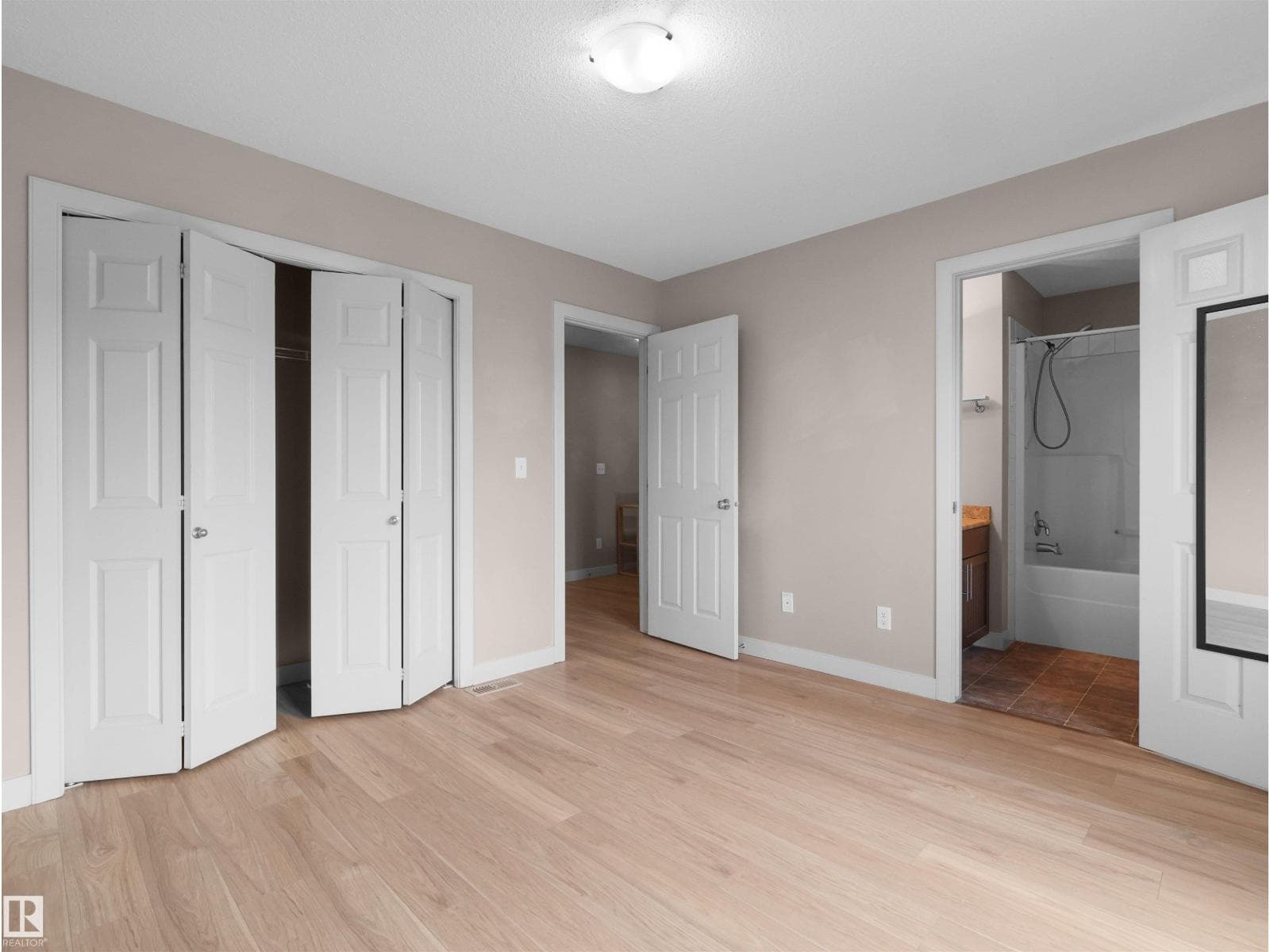 2512 ANDERSON WY SW — photo 20 of 39