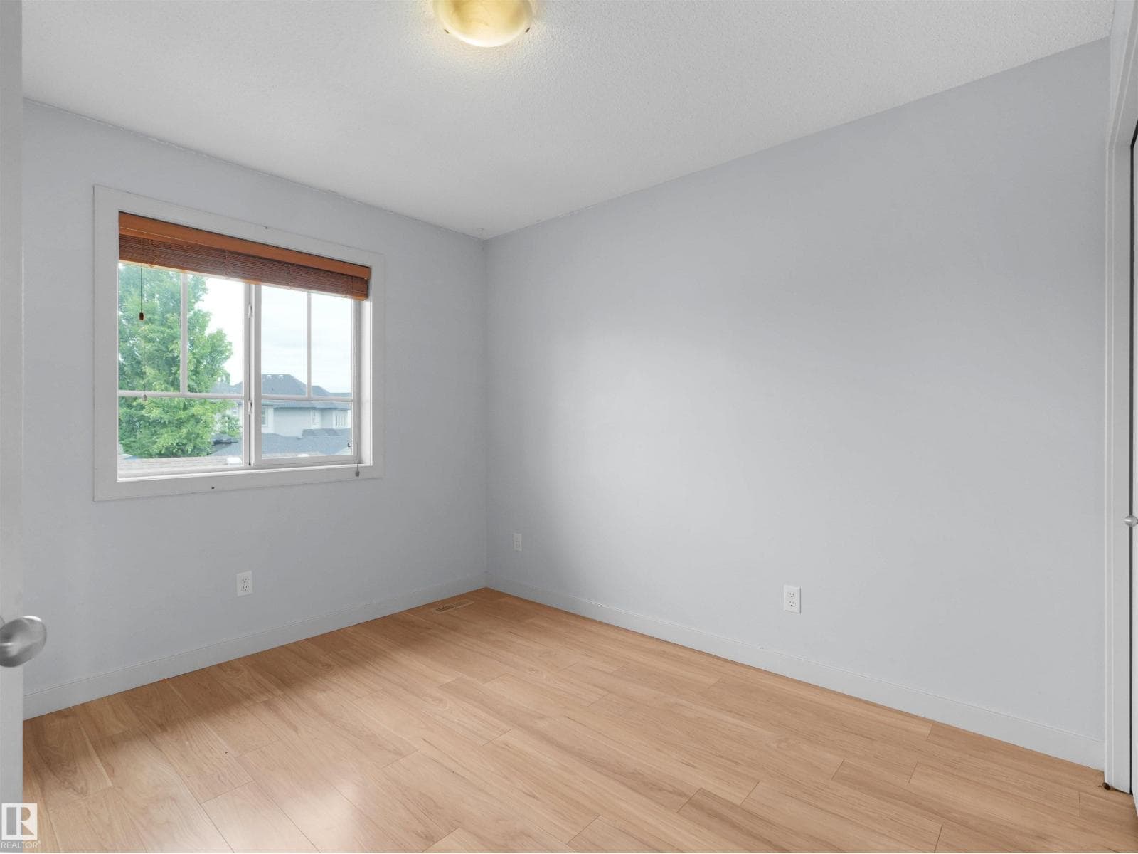 2512 ANDERSON WY SW — photo 28 of 39