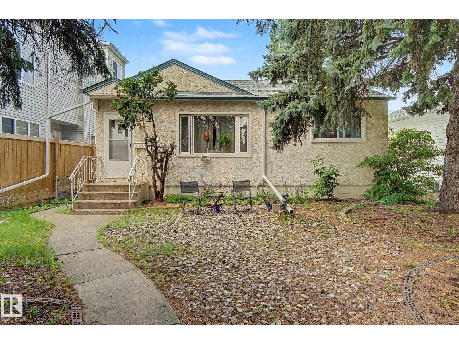 8710 83 AV NW — photo 1 of 21