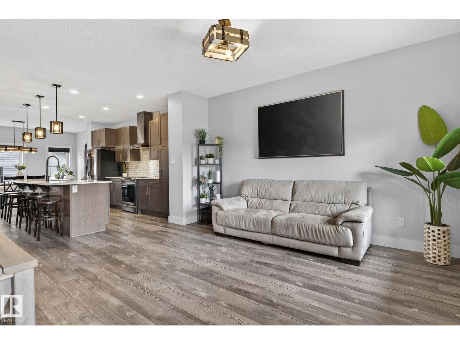 17733 64A ST NW — photo 4 of 64