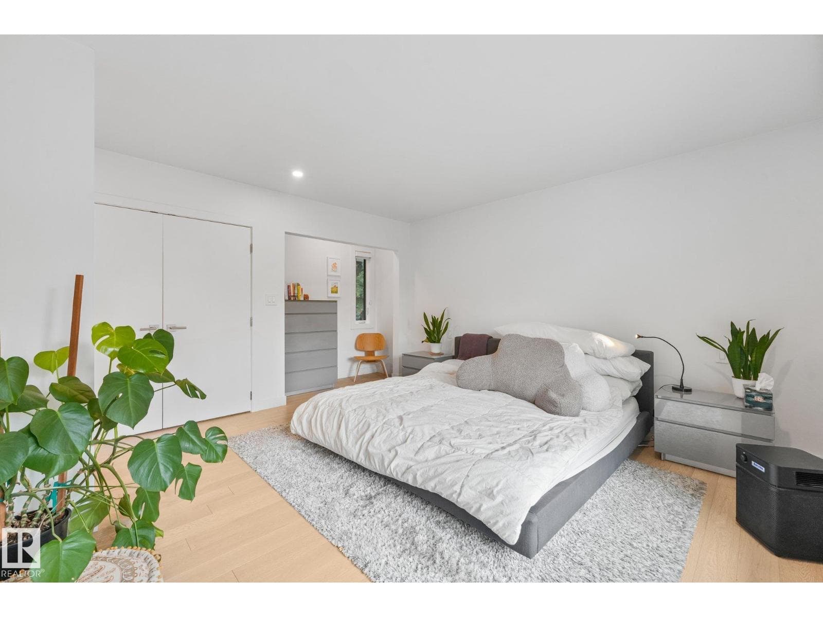14128 98 AV NW — photo 22 of 74