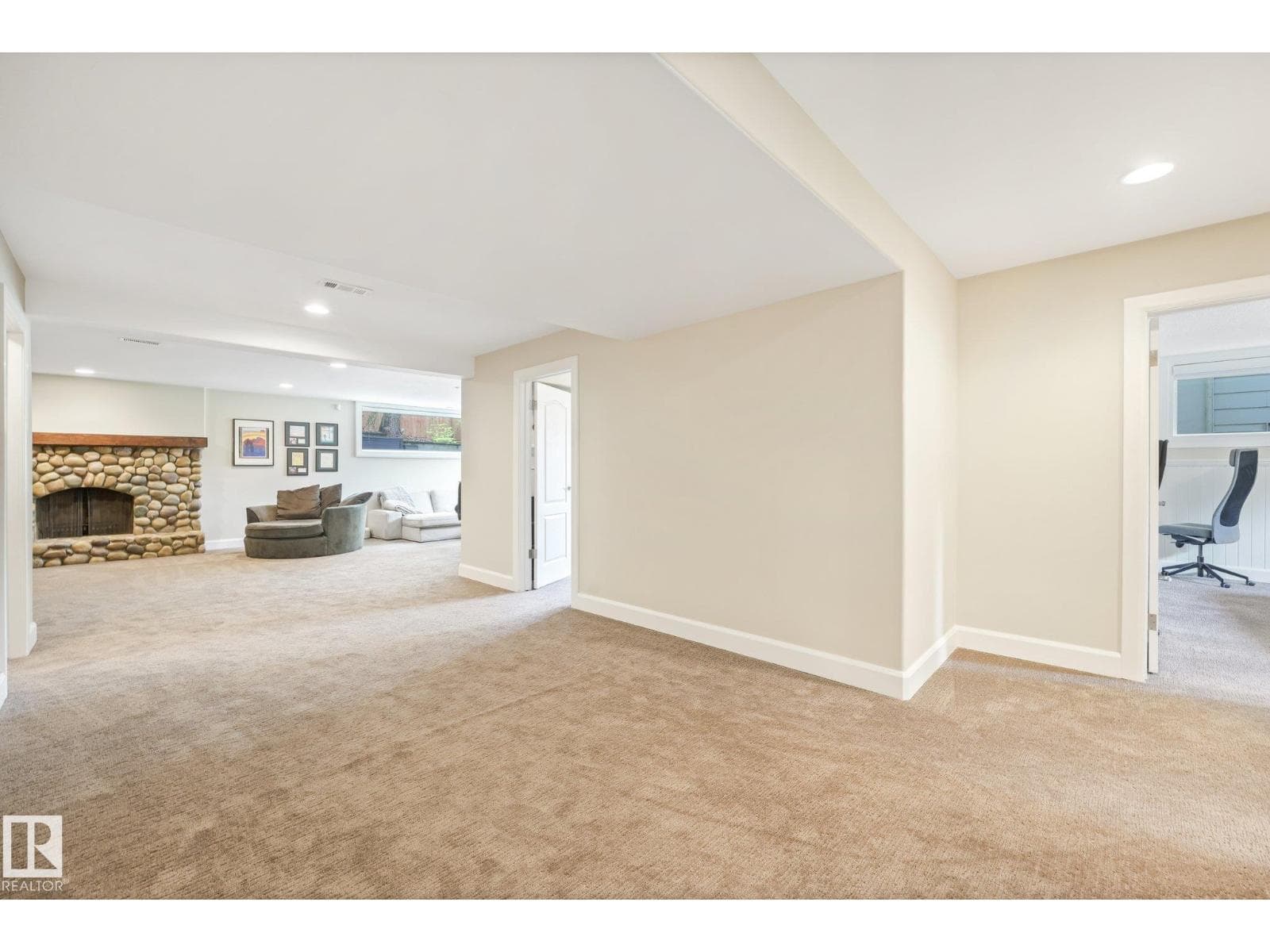 14128 98 AV NW — photo 37 of 74