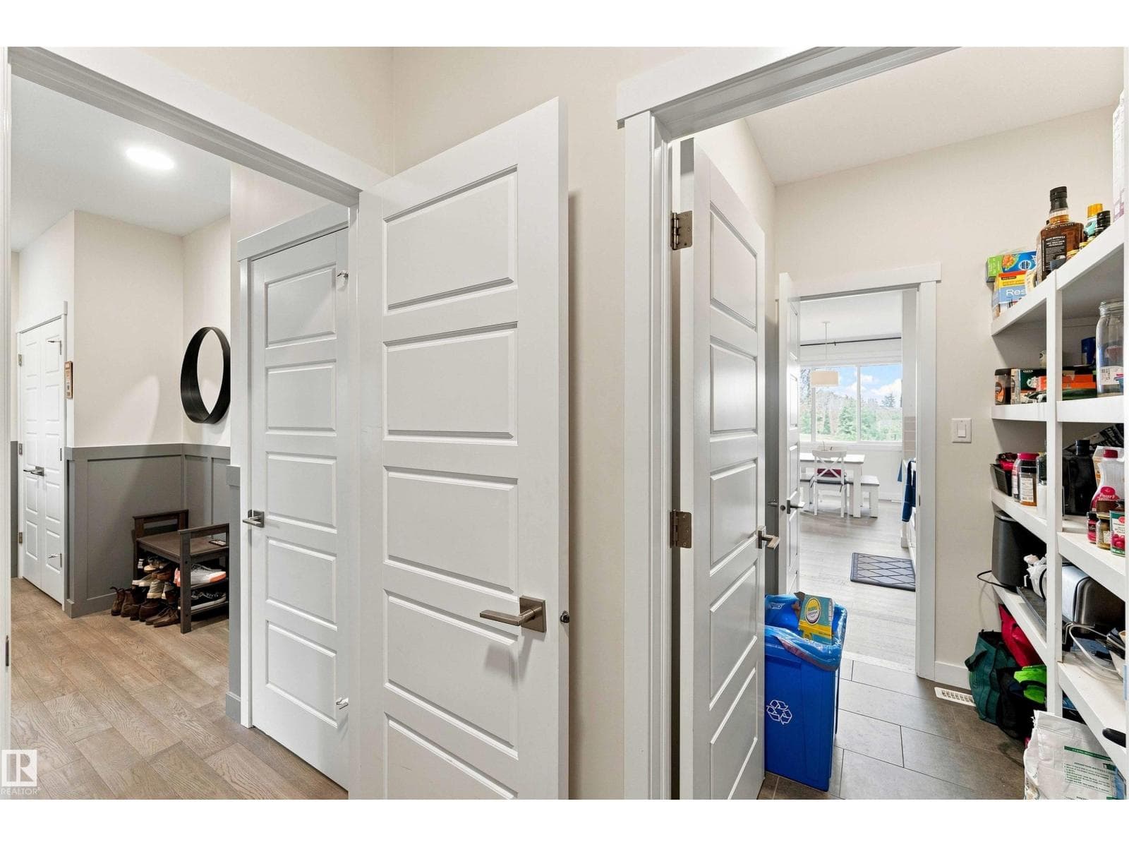 7608 CREIGHTON PL SW — photo 11 of 56