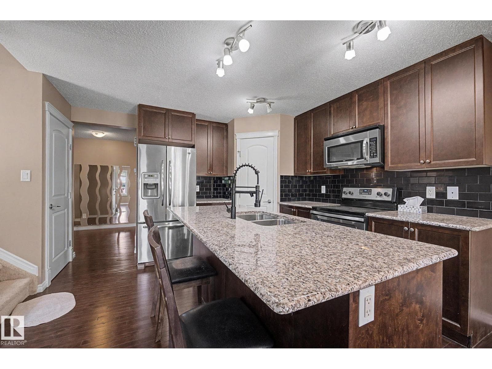 9507 SIMPSON CT NW — photo 10 of 46