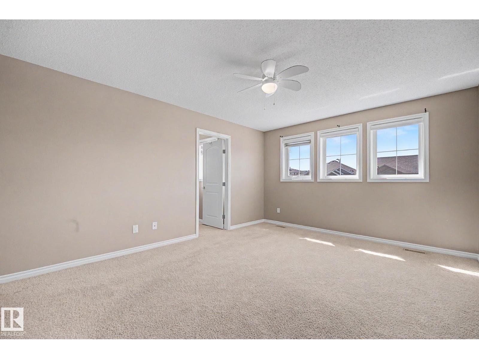 9507 SIMPSON CT NW — photo 15 of 46