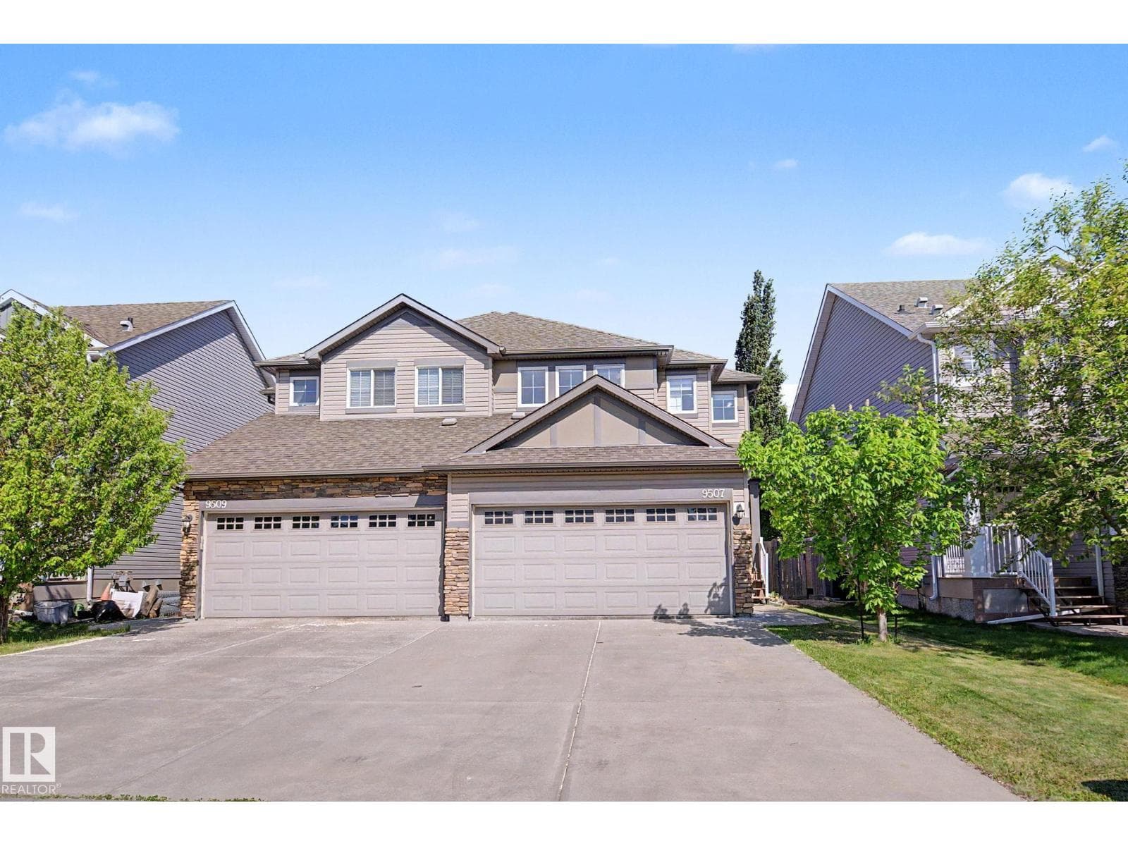 9507 SIMPSON CT NW — photo 3 of 46