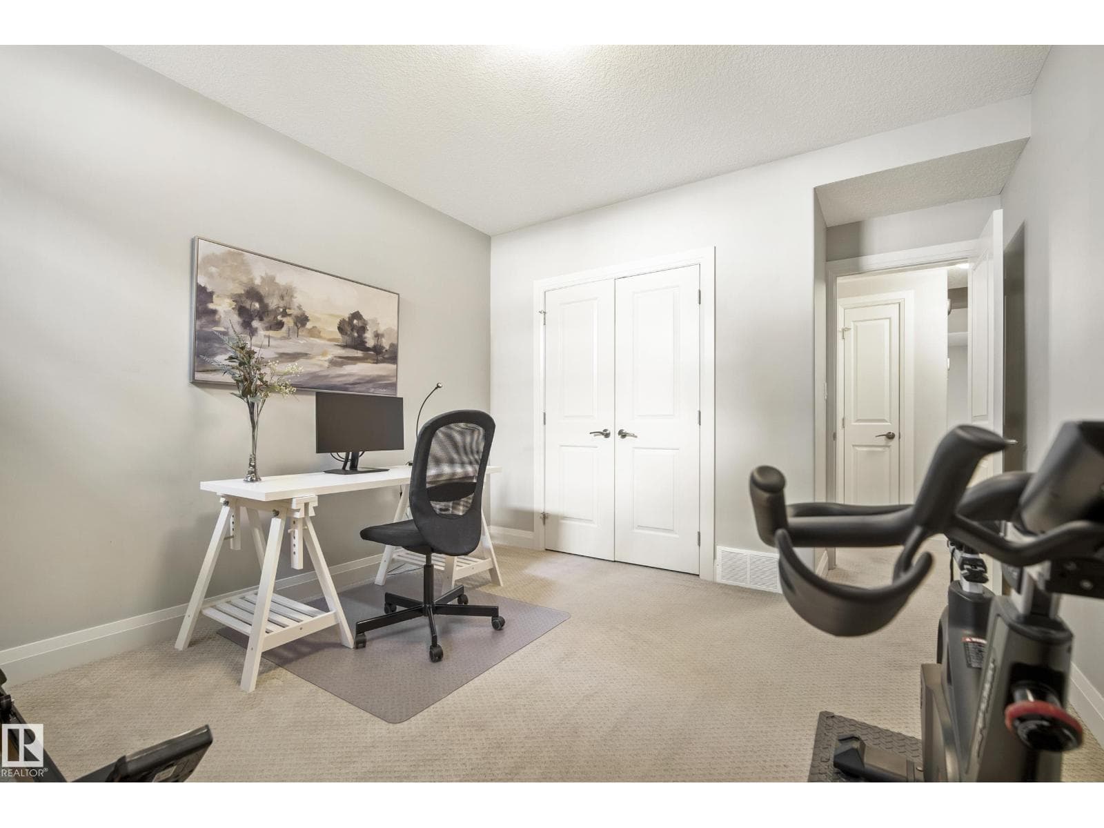 9844 75 AV NW — photo 37 of 45