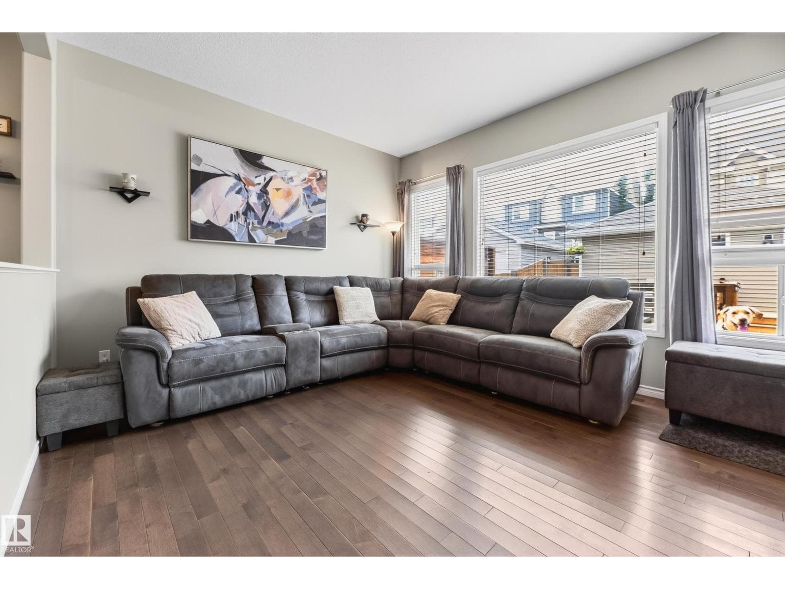 7915 22 AV SW — photo 19 of 62