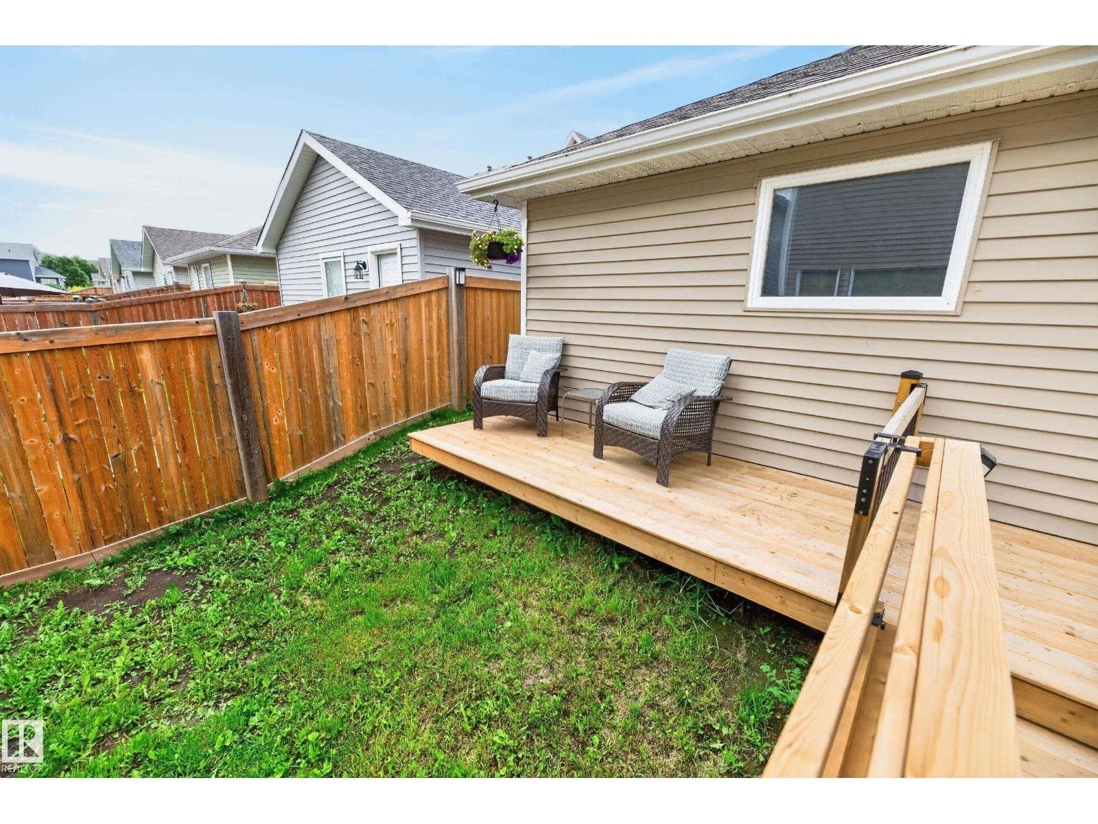 7915 22 AV SW — photo 54 of 62
