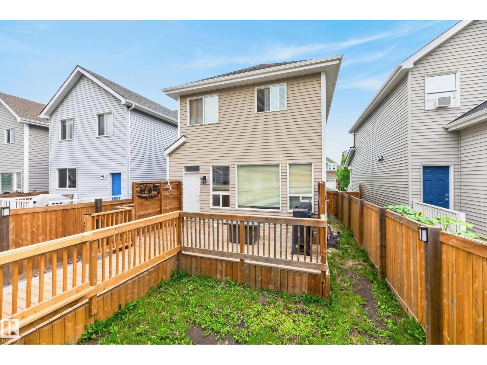 7915 22 AV SW — photo 56 of 62