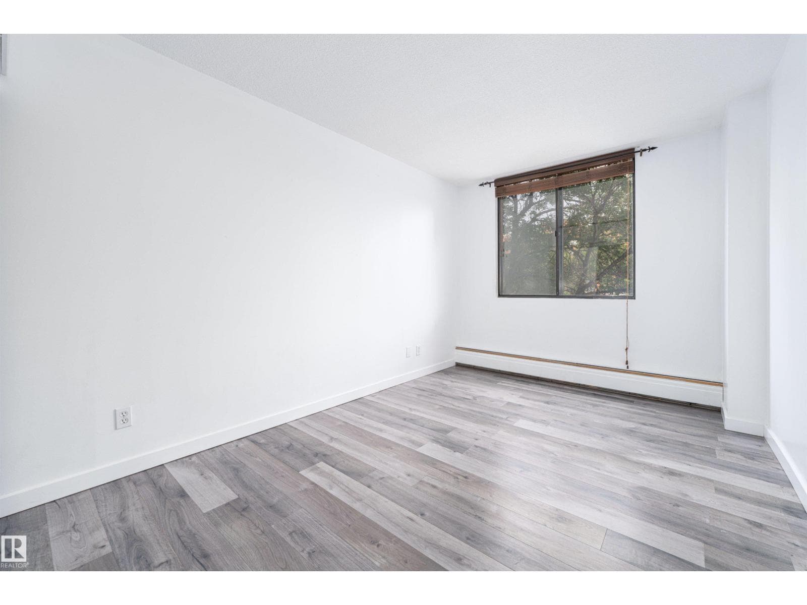 #302 10160 115 ST NW — photo 31 of 67