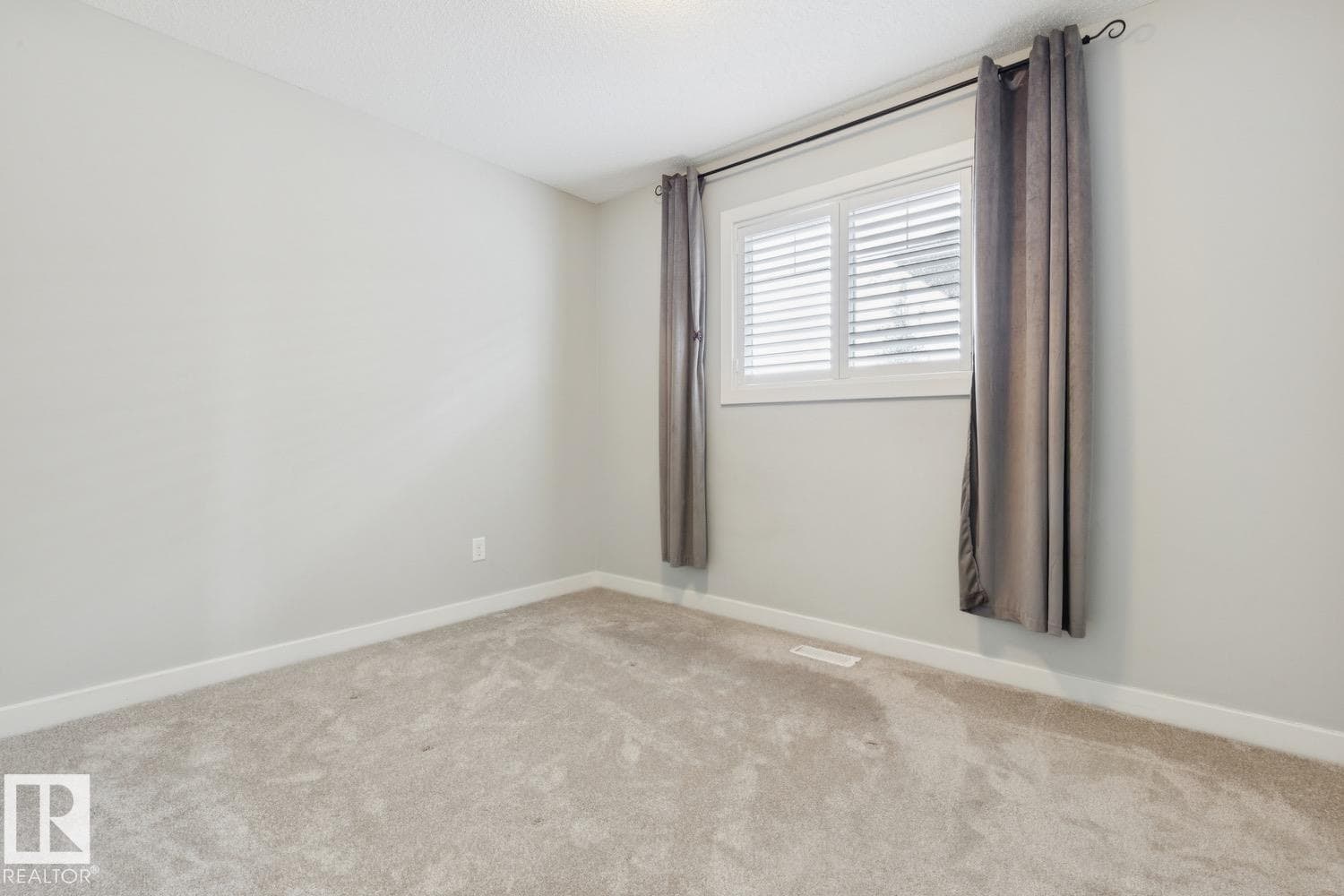 4058 MORRISON WY NW — photo 25 of 40
