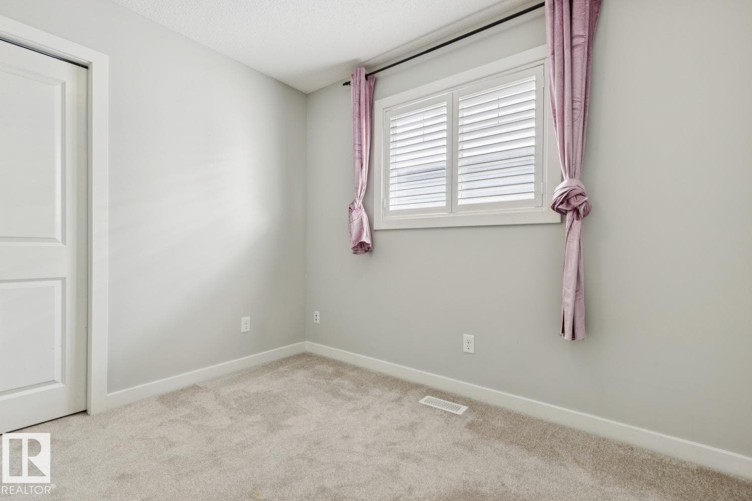 4058 MORRISON WY NW — photo 28 of 40