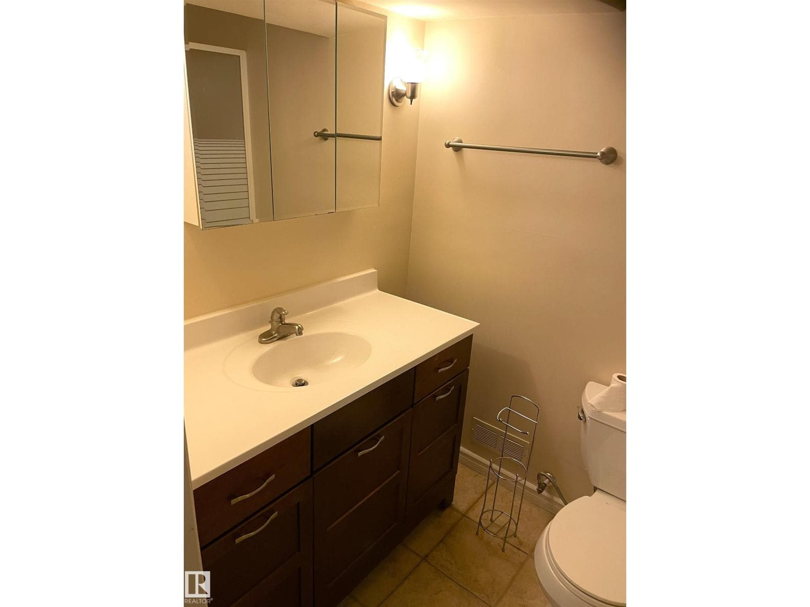 11308 73 AV NW — photo 23 of 25