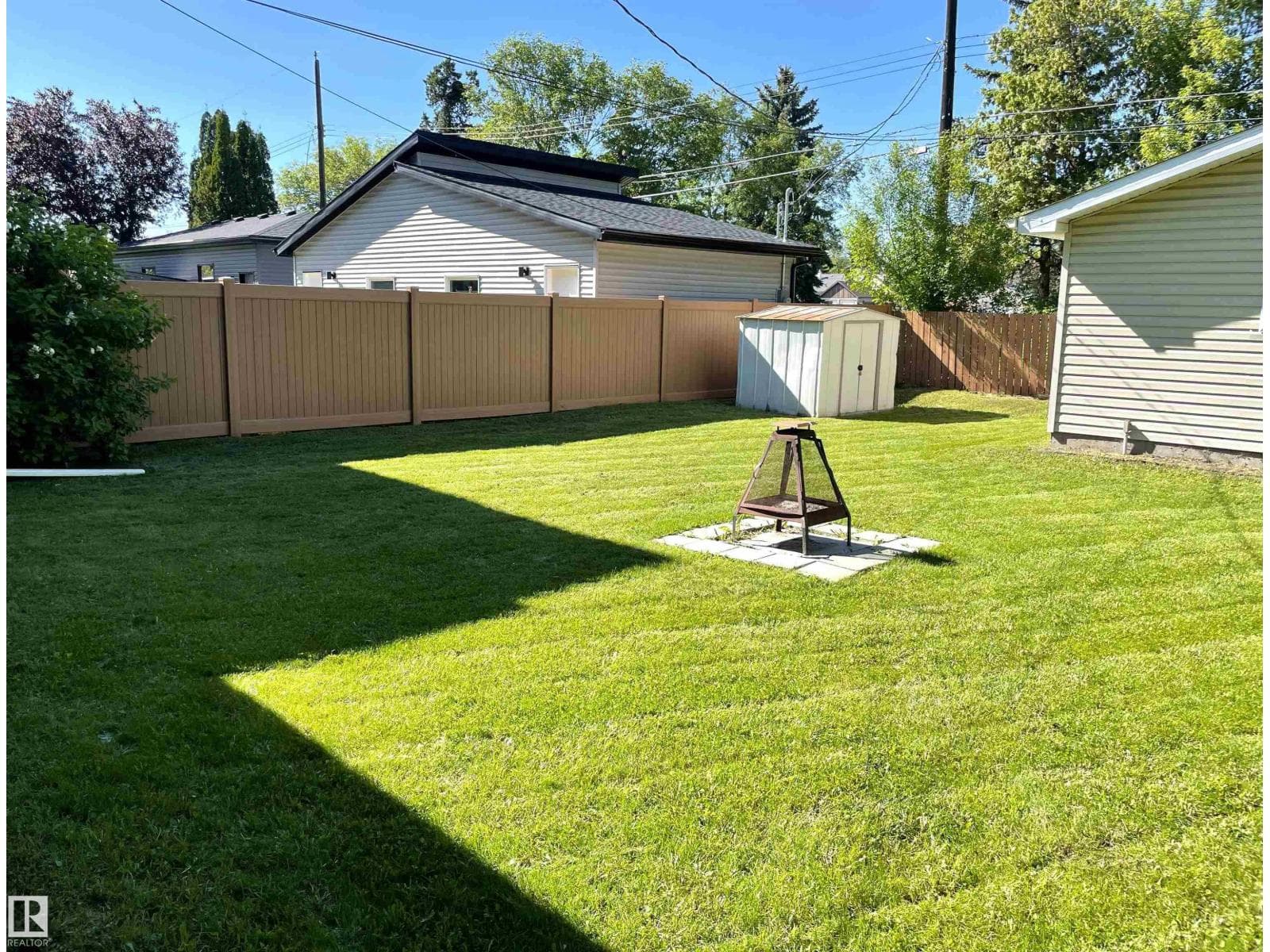 11308 73 AV NW — photo 7 of 25