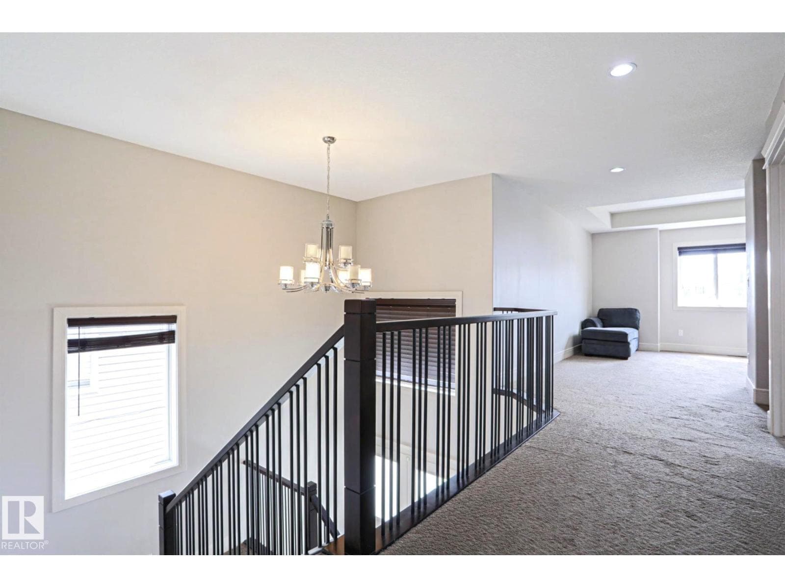 4642 CHARLES WY SW — photo 16 of 39