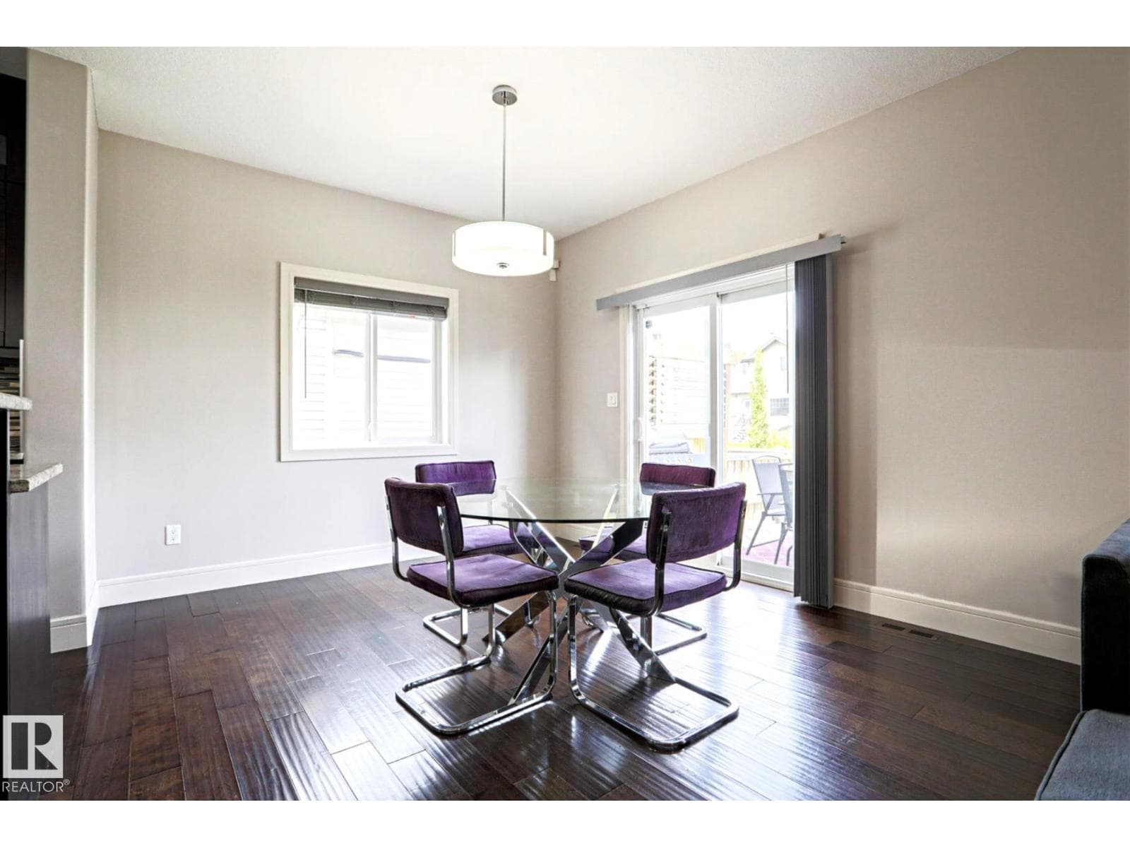 4642 CHARLES WY SW — photo 10 of 39