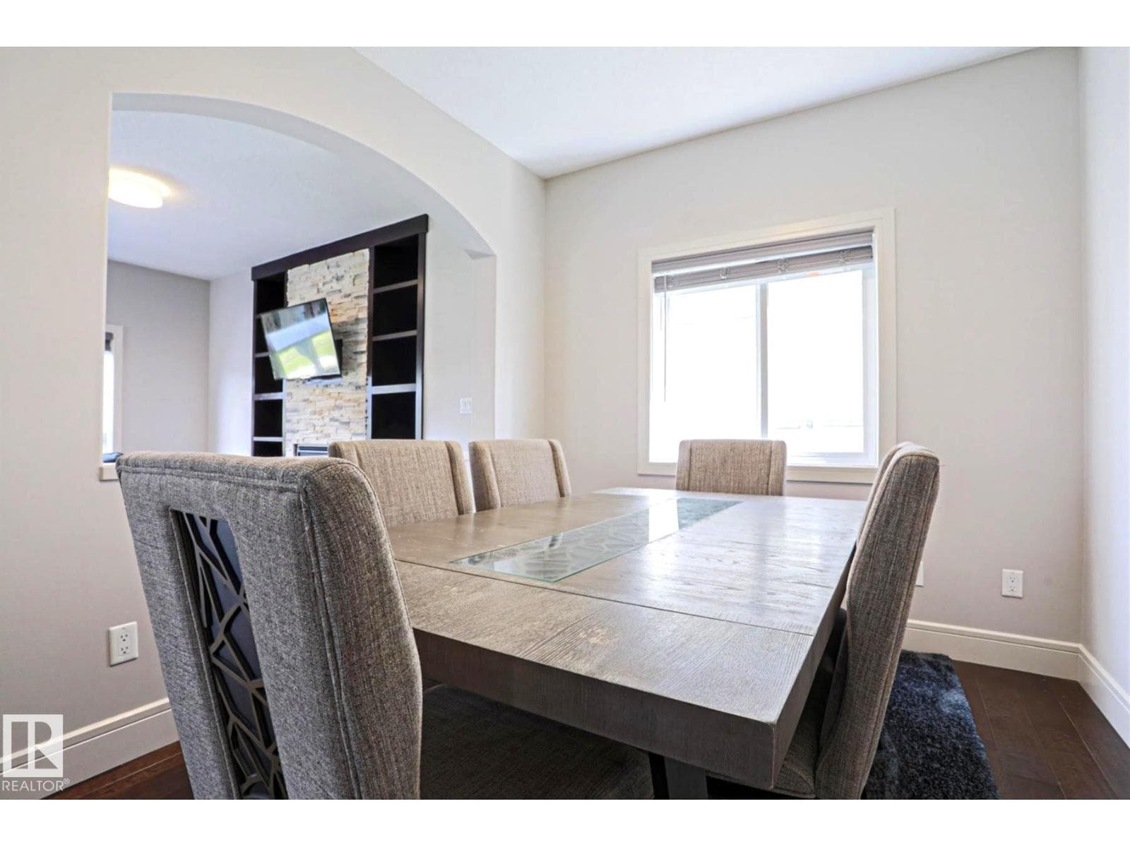 4642 CHARLES WY SW — photo 12 of 39