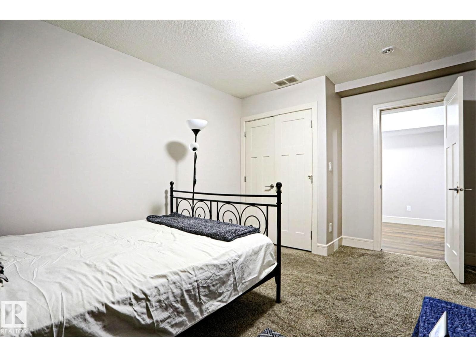 4642 CHARLES WY SW — photo 29 of 39