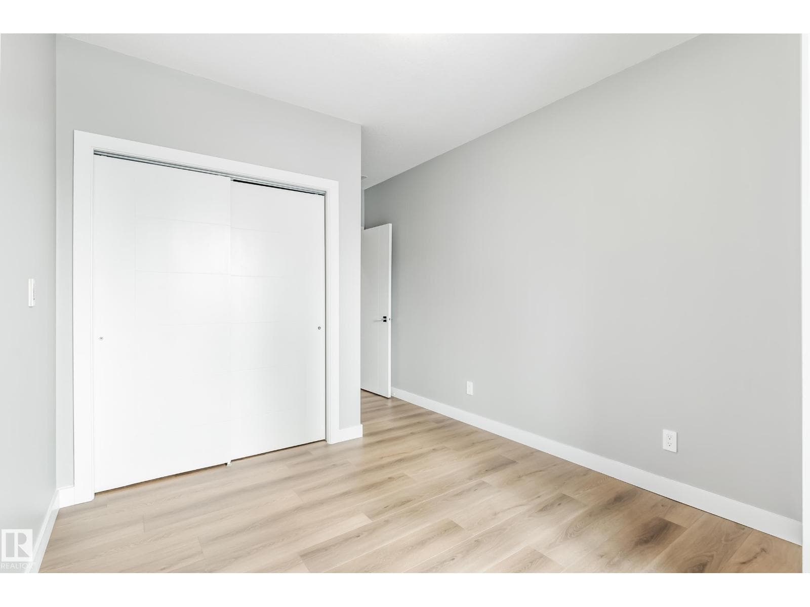 #910 10238 103 ST NW — photo 21 of 40