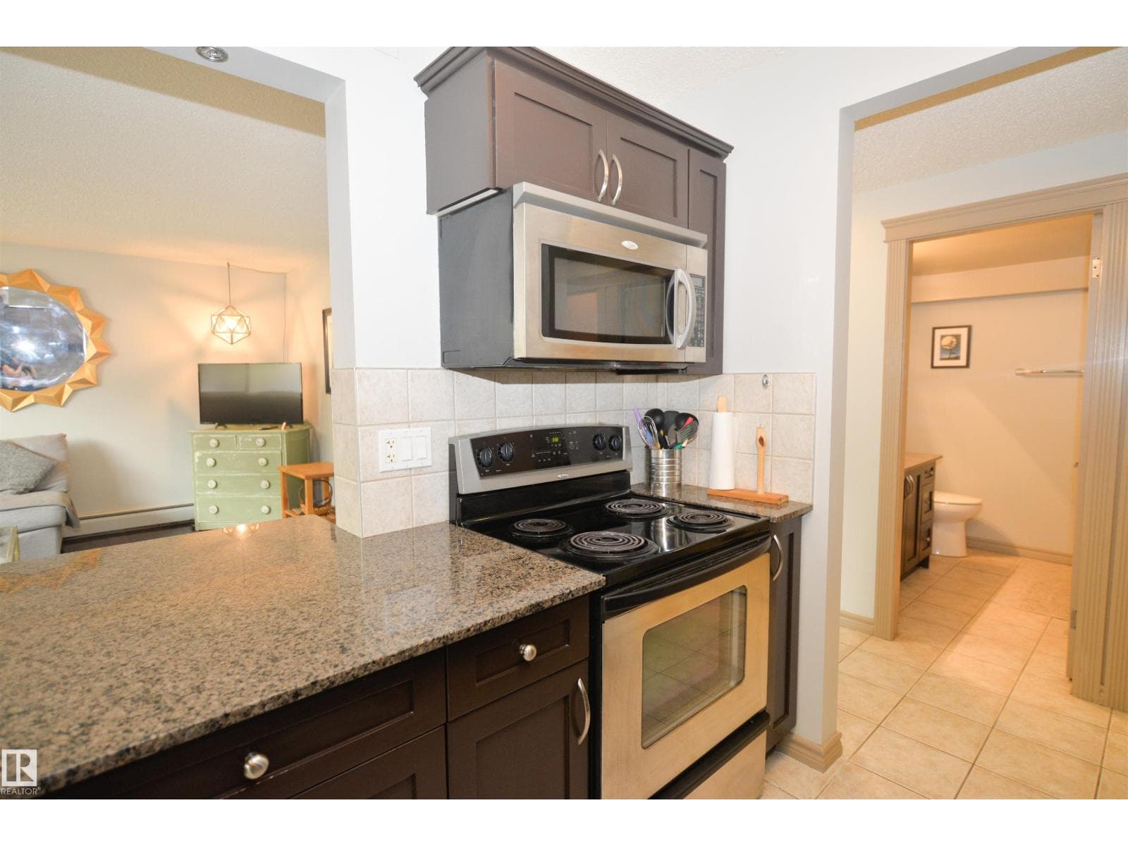 #1 10710 84 AV NW — photo 11 of 22