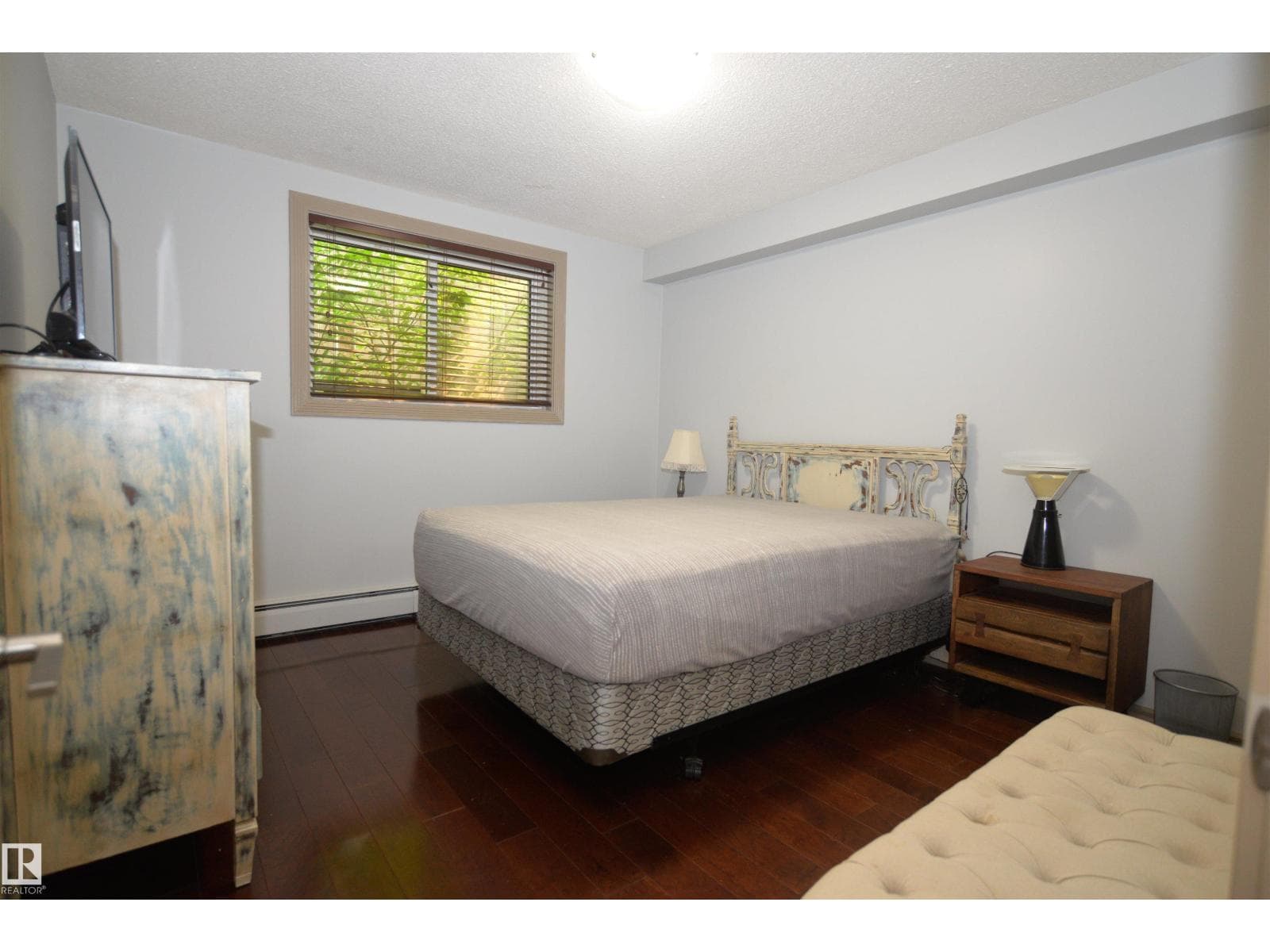 #1 10710 84 AV NW — photo 16 of 22
