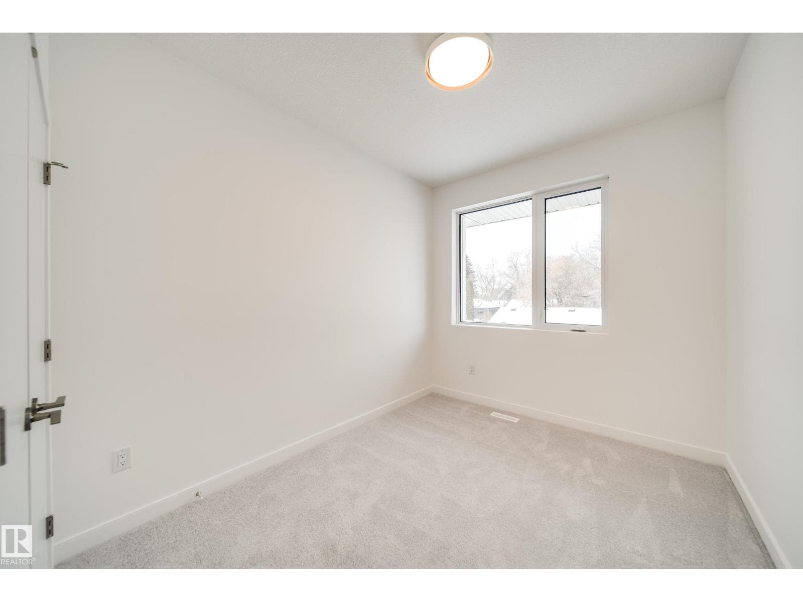 7538 80 AV NW — photo 20 of 40