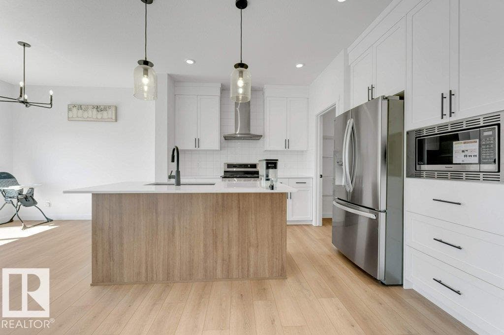 1116 CRISTALL CR SW — photo 7 of 56