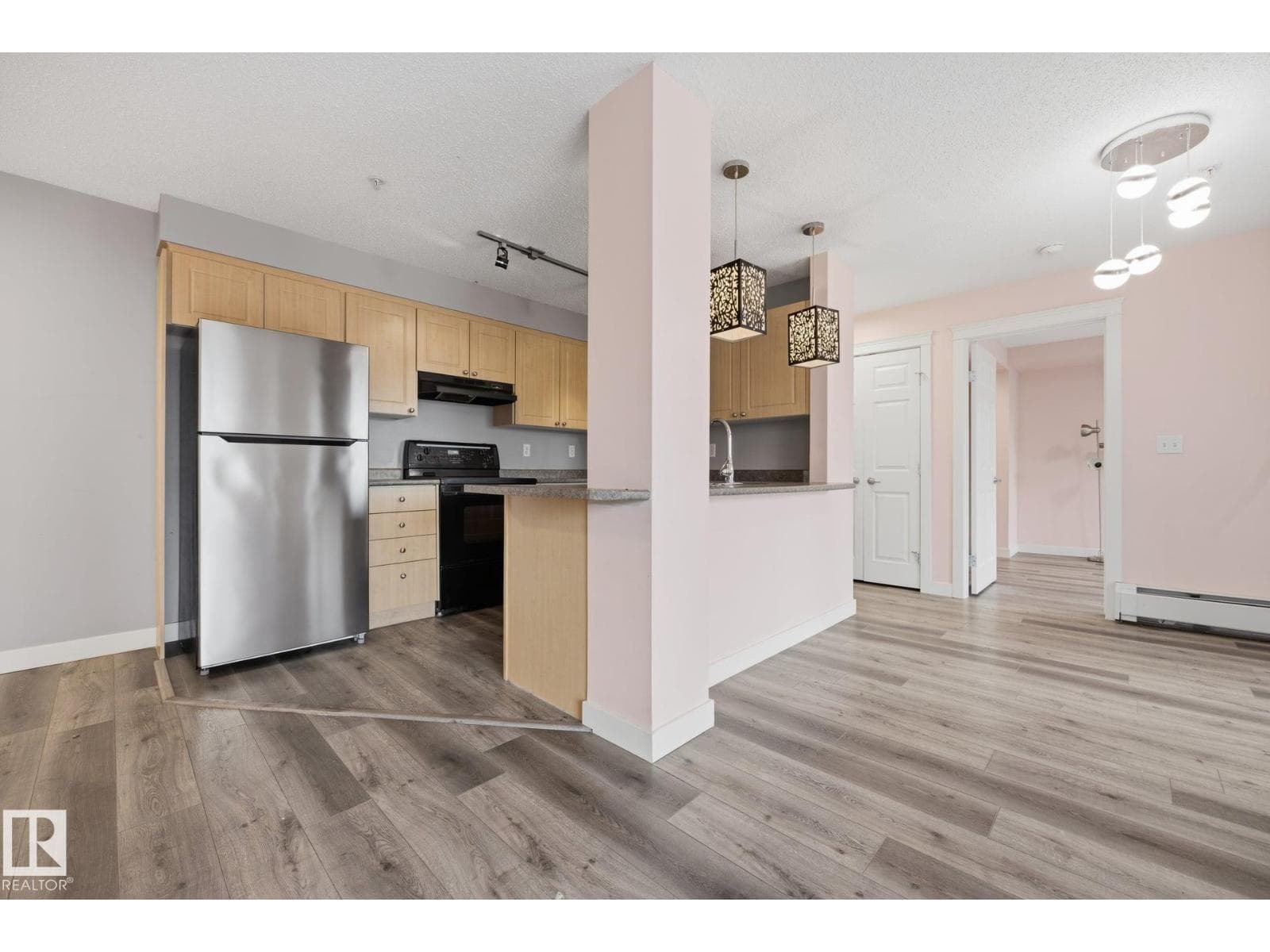 #307 616 MCALLISTER LO SW — photo 8 of 20