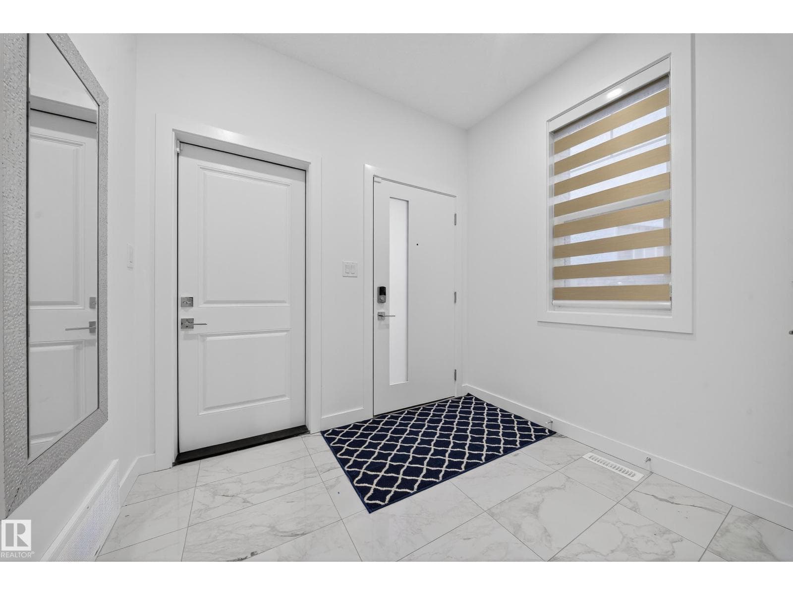 3605 41 AV — photo 9 of 28