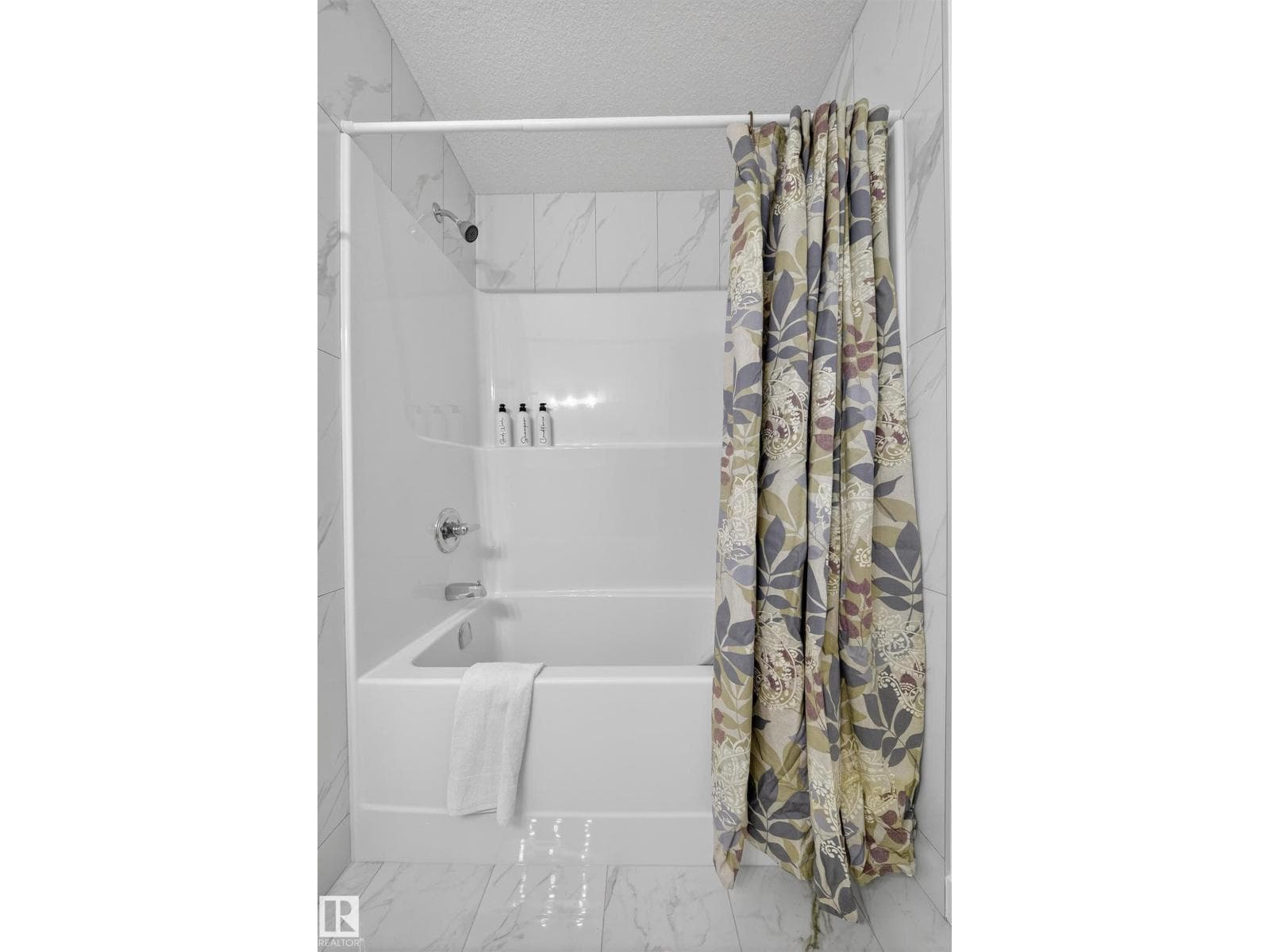 3605 41 AV — photo 22 of 28