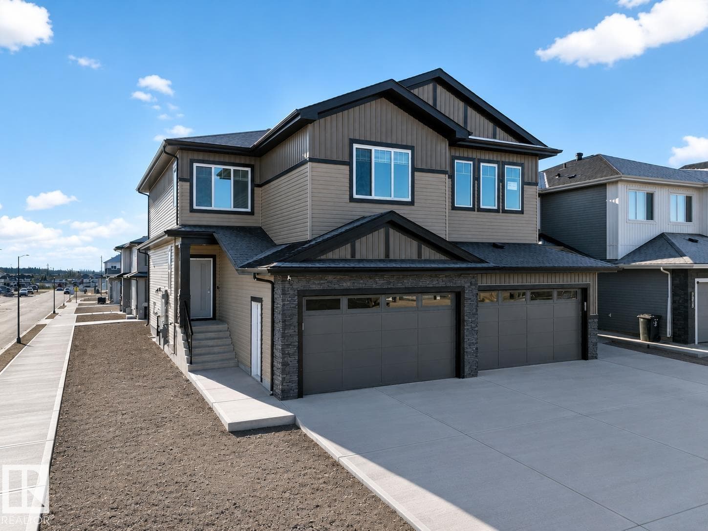 3605 41 AV — photo 3 of 28