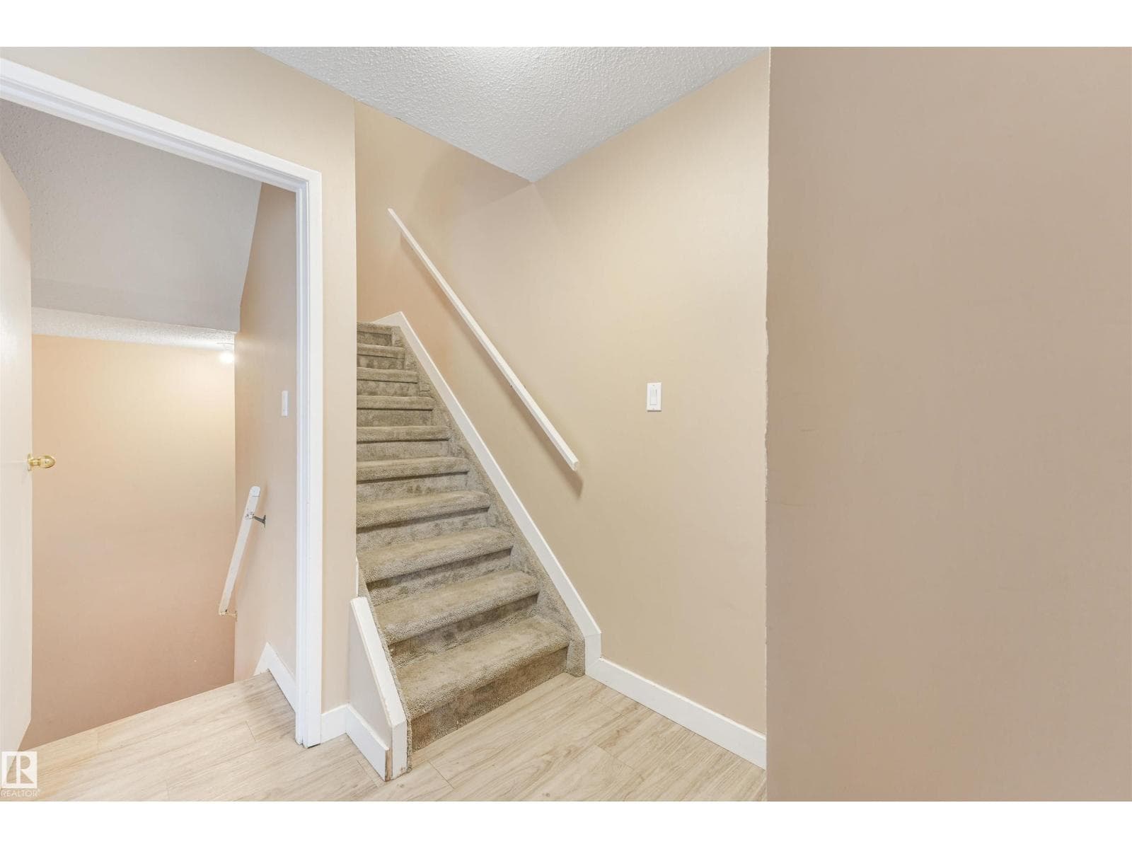 #8 14120 80 ST NW — photo 12 of 29