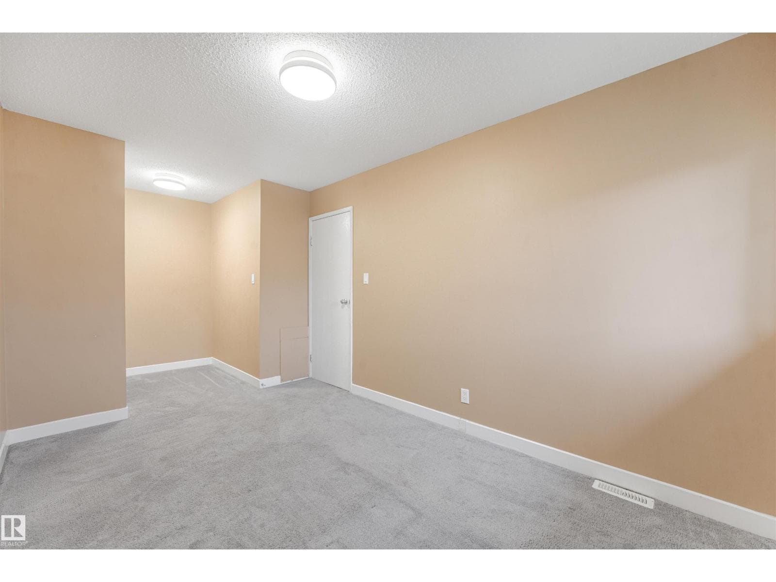 #8 14120 80 ST NW — photo 14 of 29