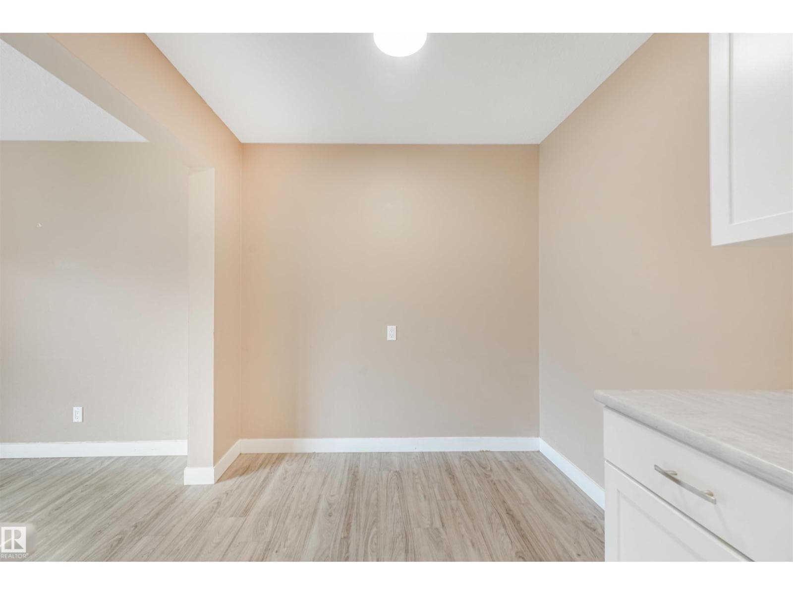 #8 14120 80 ST NW — photo 6 of 29