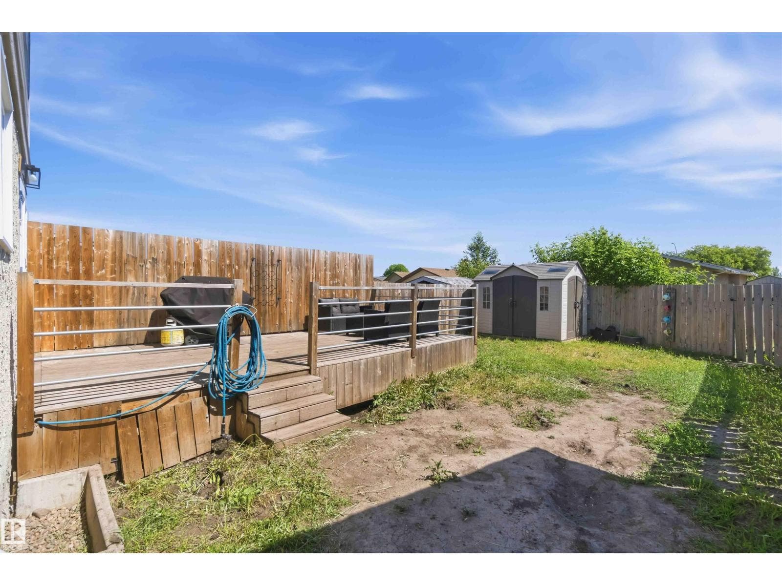 135 BIRCH DR — photo 11 of 54