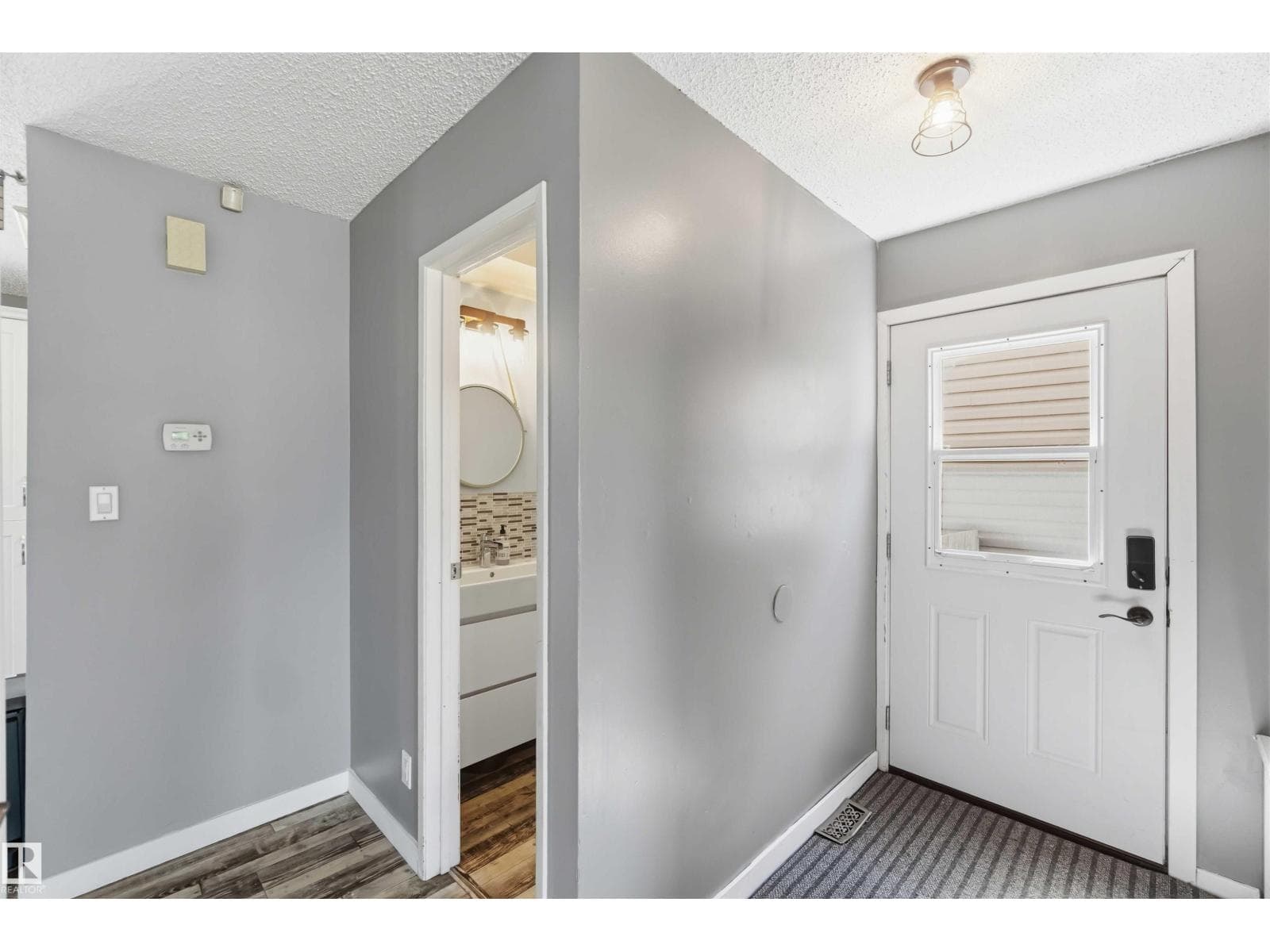 135 BIRCH DR — photo 12 of 54