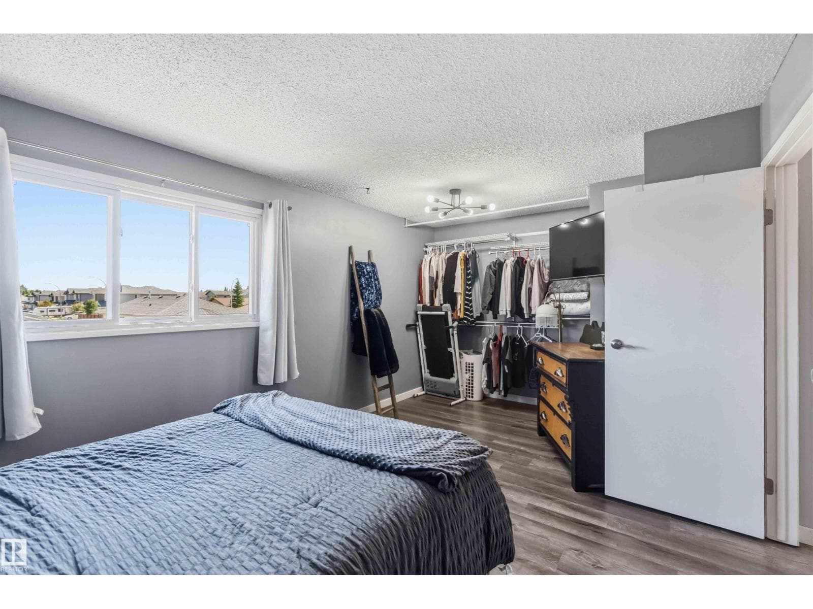 135 BIRCH DR — photo 43 of 54