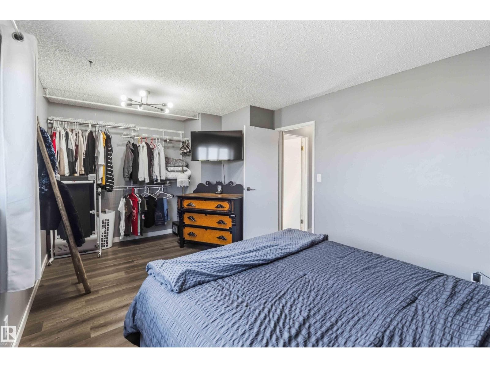 135 BIRCH DR — photo 44 of 54