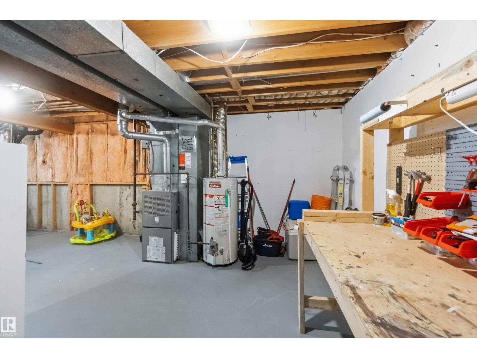 135 BIRCH DR — photo 48 of 54