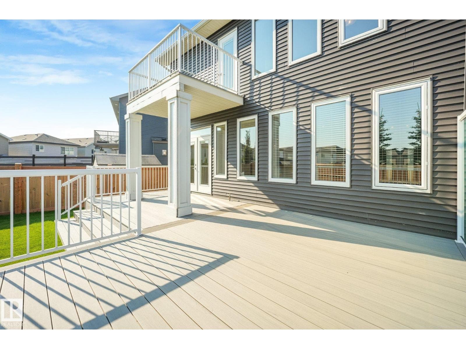 6404 176 AV NW — photo 6 of 75