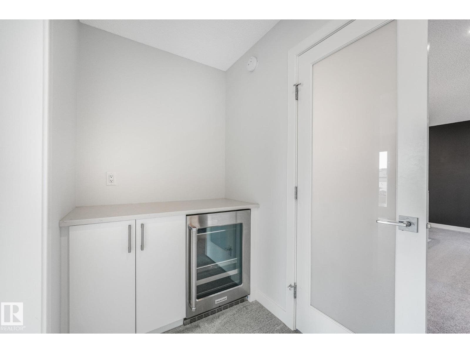 6404 176 AV NW — photo 47 of 75