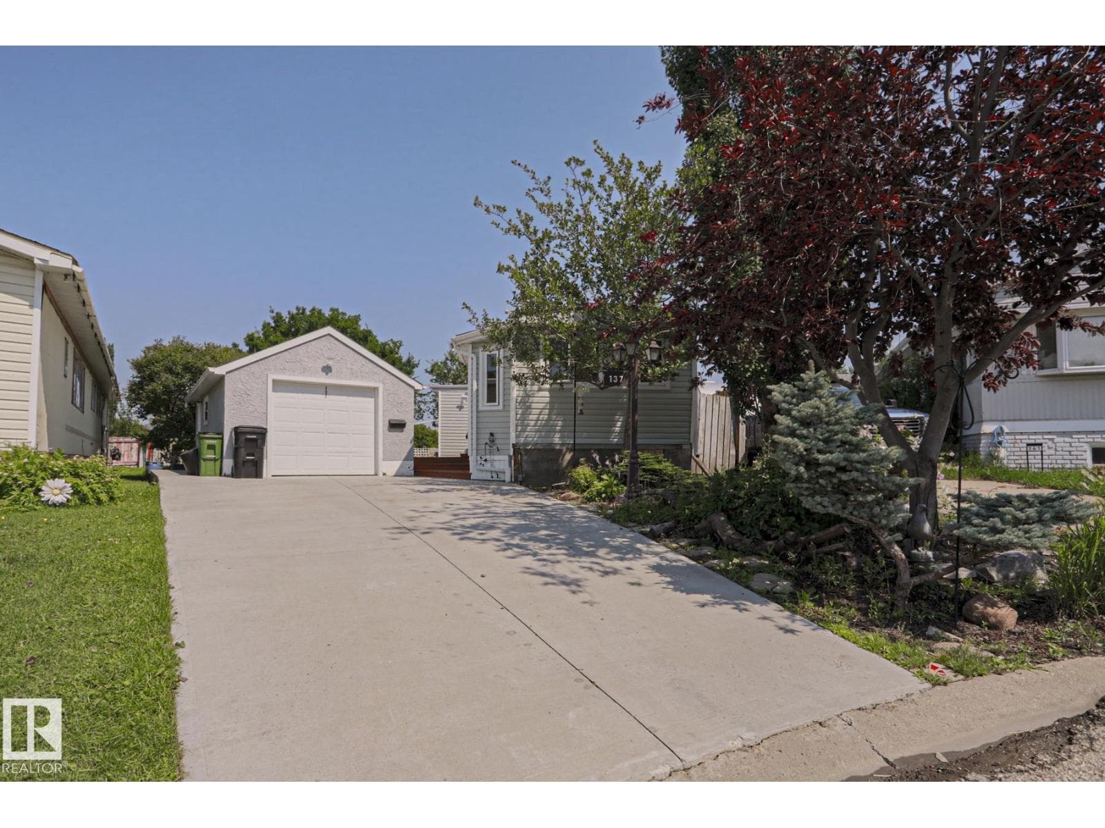 137 LEE RIDGE RD NW — photo 1 of 25