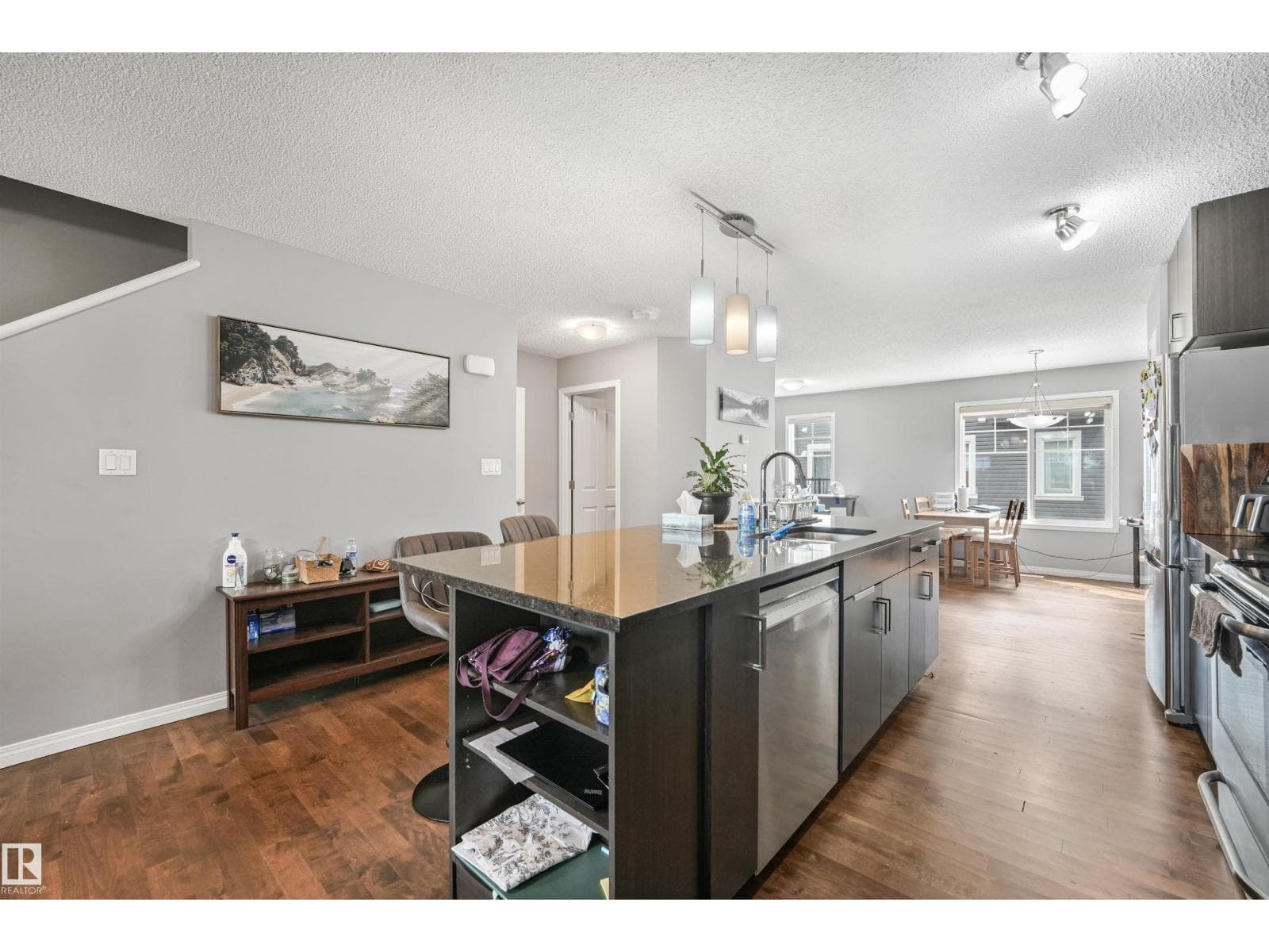 #40 1030 chappelle BV SW — photo 15 of 54