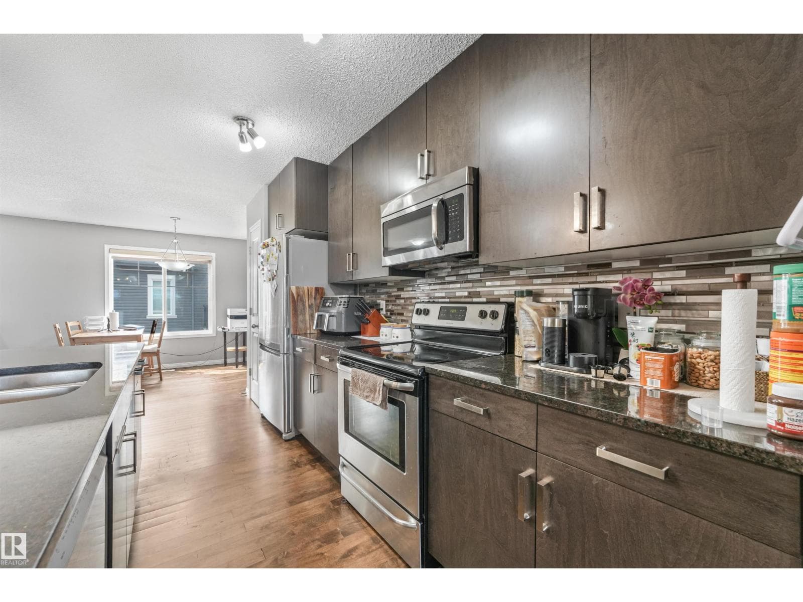 #40 1030 chappelle BV SW — photo 18 of 54