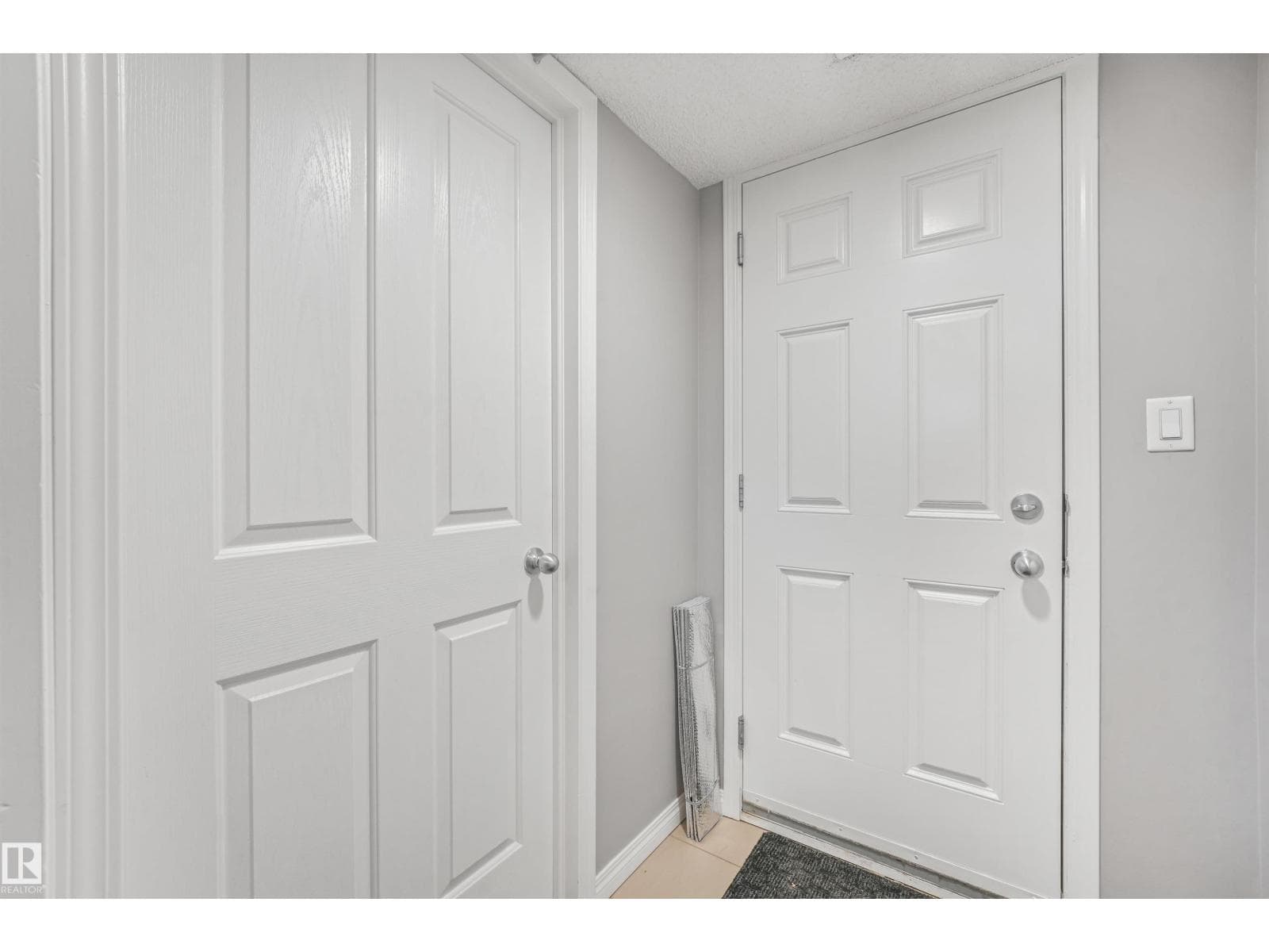 #40 1030 chappelle BV SW — photo 27 of 54