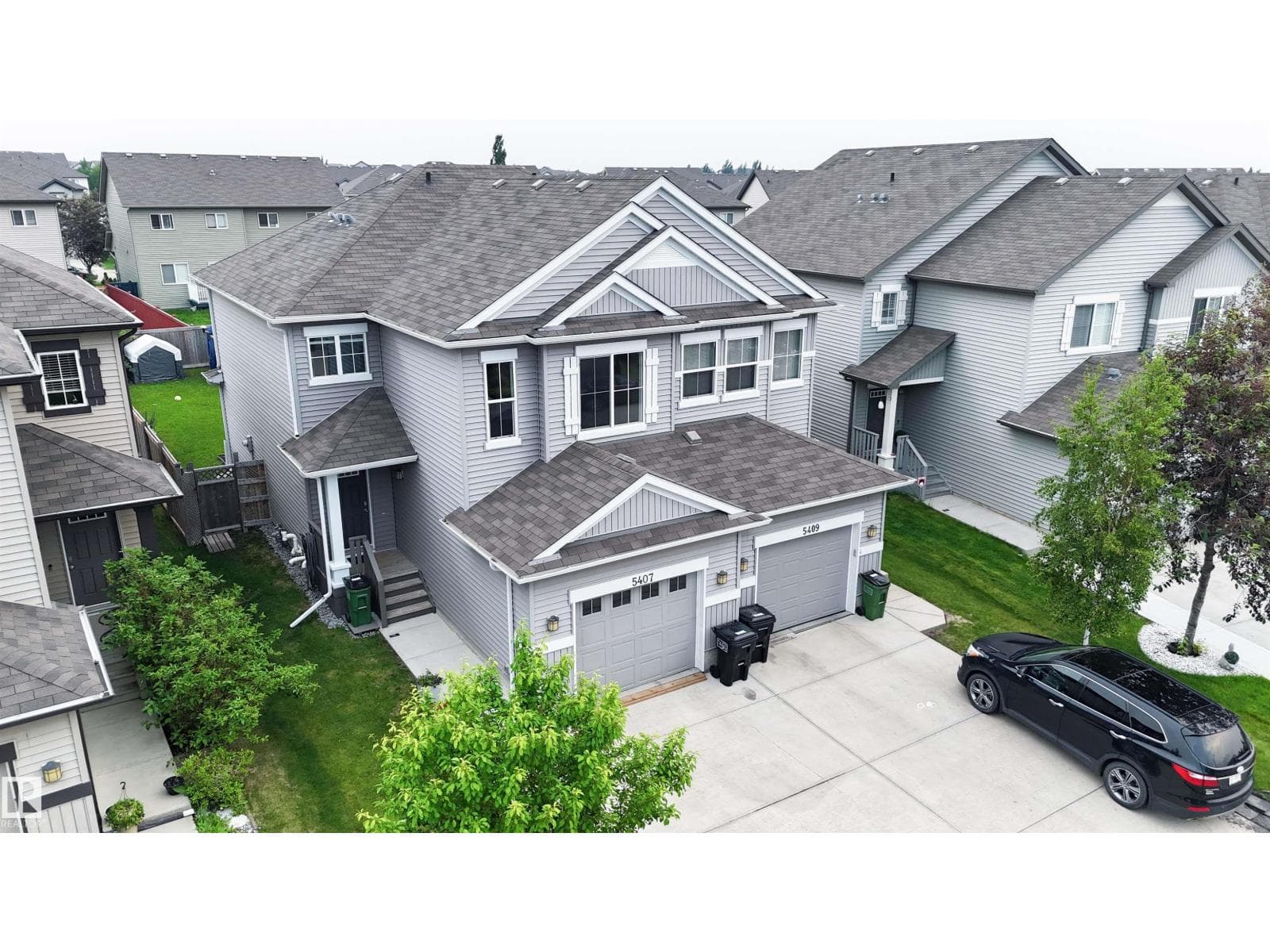 5407 14 AV SW — photo 36 of 44