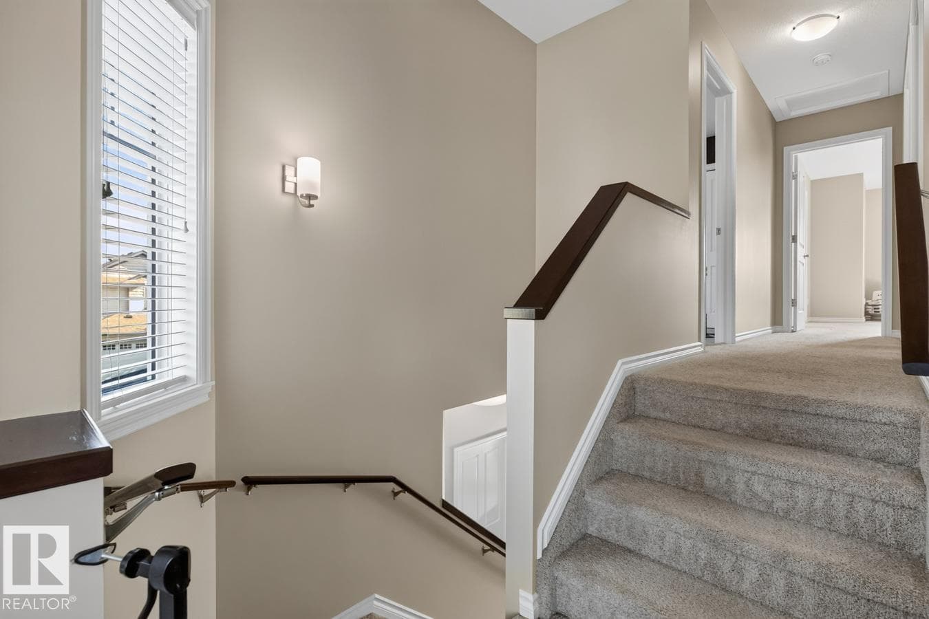109 SELKIRK PL — photo 18 of 47
